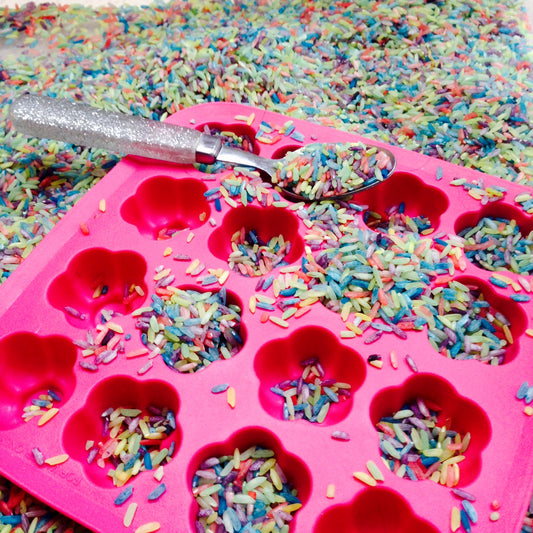 How to dye rice for sensory play!